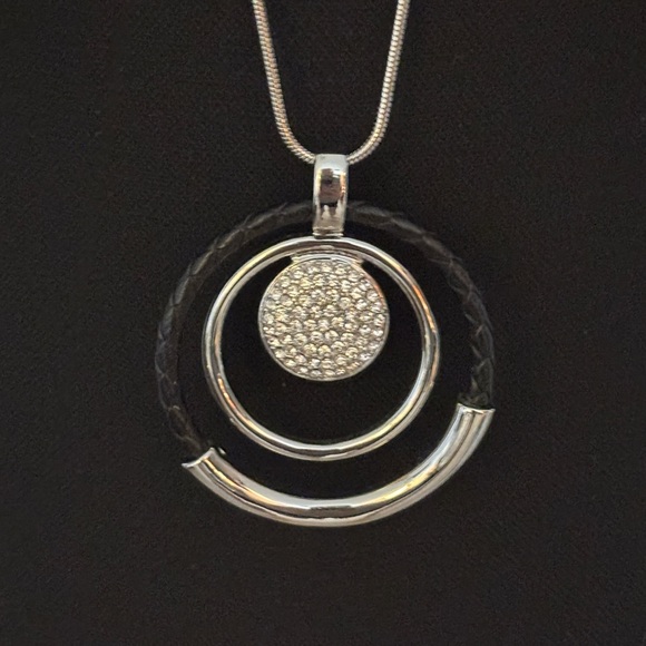 WHBM Silver Tone Black Leather & Crystal Pendant Necklace 32”+4” - Picture 2 of 9